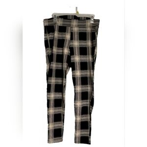 Torrid Women's Sz 2 Black Plaid Leggings